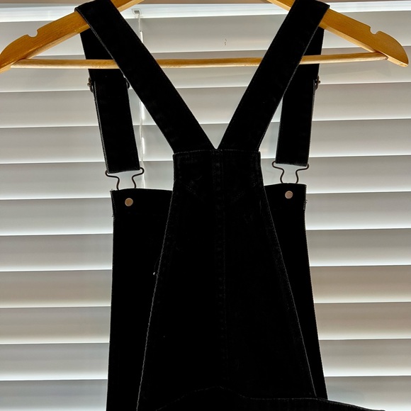 GAP kick flare overalls - Picture 4 of 4